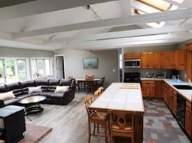 112 R Thatcher Rd in Gloucester, MA - Building Photo - Building Photo