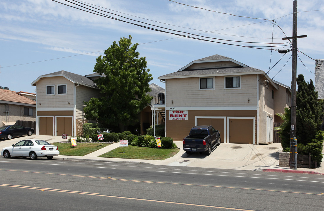 70th Street in San Diego, CA - Building Photo