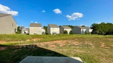 212 Harrison St in Calhoun, GA - Building Photo - Building Photo