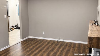 116 Lindsay Crt in Orangeville, ON - Building Photo - Building Photo