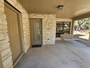 349 Fantail Loop in Lakeway, TX - Building Photo - Building Photo