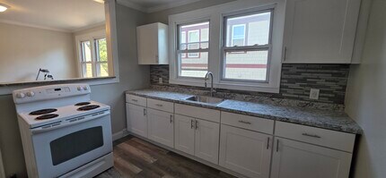 312 Huntington St, Unit 3 in New Haven, CT - Building Photo - Building Photo
