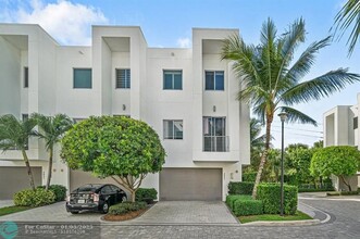 4051 NW 18th Way in Boca Raton, FL - Foto de edificio - Building Photo