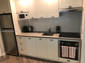 9920 Collins Ave in Bal Harbour, FL - Building Photo - Building Photo