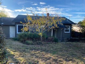 3513 Oregon St in Eureka, CA - Building Photo