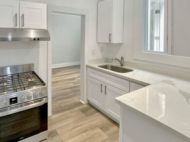 property at 518 7th St