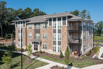 The Knoll at Stone View Apartments in Ruckersville, VA - Foto de edificio - Building Photo