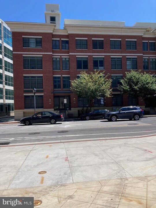 901 S Caroline St in Baltimore, MD - Foto de edificio