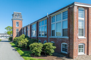 Hamilton Harbor Condominium Apartments