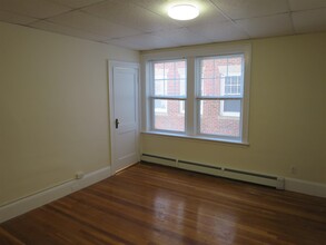 32 College Ave in Somerville, MA - Building Photo - Building Photo