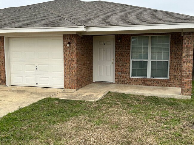 2609 Vernice Loop in Killeen, TX - Foto de edificio - Building Photo