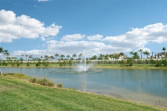 13075 Feathering Wy in Palm Beach Gardens, FL - Building Photo - Building Photo