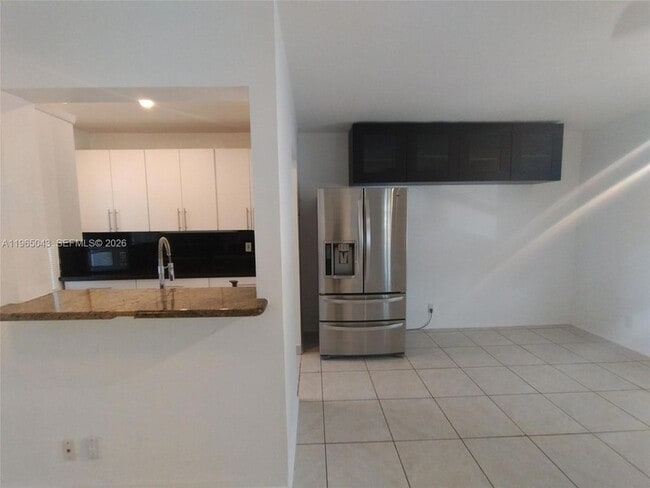 2225 Polk St, Unit 2A in Hollywood, FL - Building Photo - Building Photo