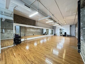 1654 W Chicago Ave in Chicago, IL - Building Photo - Building Photo