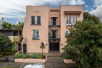 Casa Bonita Apartments in Los Angeles, CA - Building Photo - Building Photo