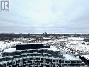 1 Quarrington Lane in North York, ON - Building Photo - Building Photo