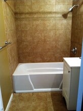 1931 E Walnut St in Springfield, MO - Building Photo - Building Photo