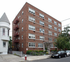 154 Bowers St in Jersey City, NJ - Building Photo - Building Photo