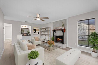 16015 Southampton Dr in Spring, TX - Building Photo - Building Photo