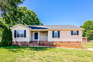 305 Ralph Handsel Blvd in Stanley, NC - Building Photo