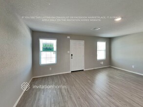 4210 Southton Lk in San Antonio, TX - Building Photo - Building Photo