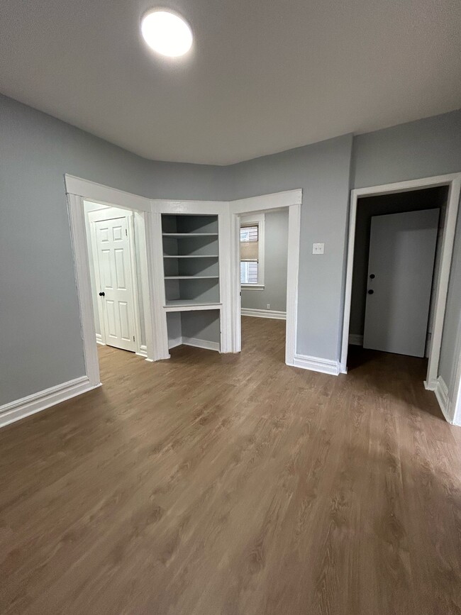 521 S 16th St, Unit 1st floor in Newark, NJ - Building Photo - Building Photo