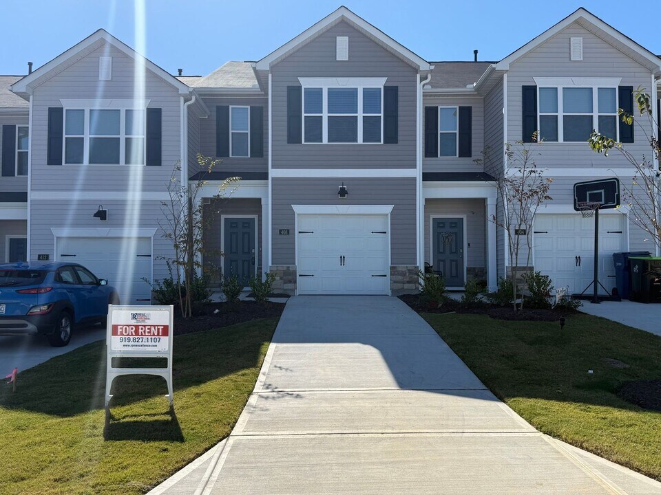 408 Ember St in Sanford, NC - Building Photo