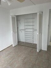 6301 N University Dr, Unit 310 in Tamarac, FL - Foto de edificio - Building Photo