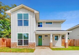 313 Fairway Dr in Bryan, TX - Building Photo - Building Photo