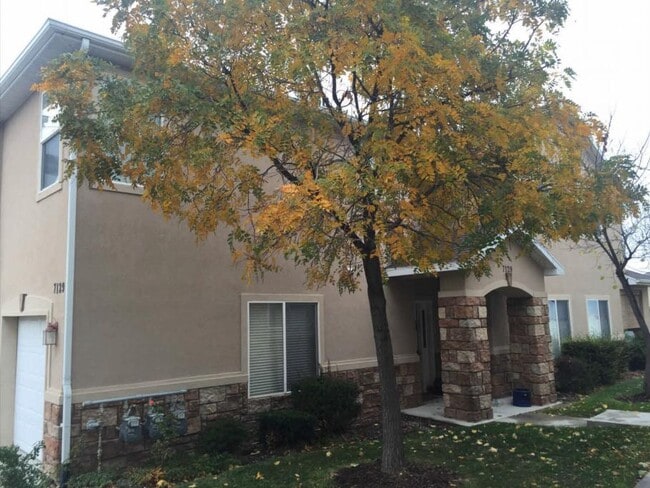 property at 7129 S Brittany Town Dr