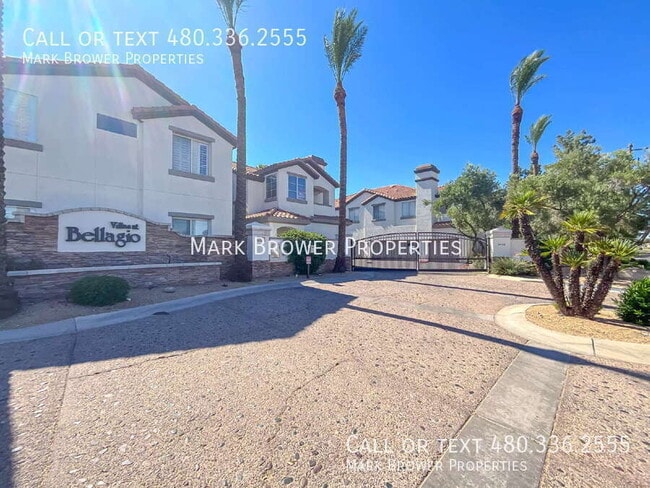 property at 2992 N Miller Rd