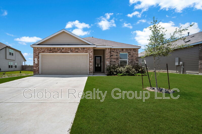 3513 Swift Fox Rd in New Braunfels, TX - Building Photo