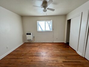 1011 E 22nd St in Cheyenne, WY - Foto de edificio - Building Photo