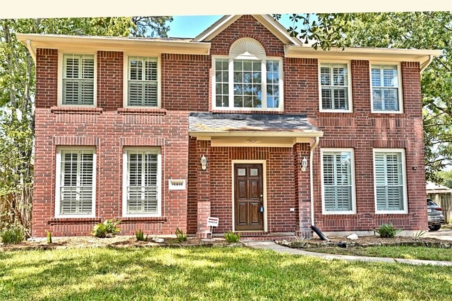 property at 15810 Hollow Rock Dr