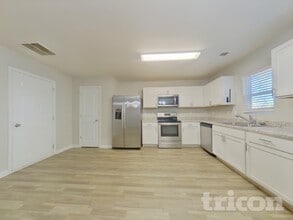 341 Freeman Cir in Villa Rica, GA - Building Photo - Building Photo