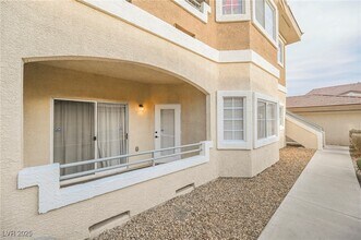 833 Aspen Peak Loop in Henderson, NV - Building Photo - Building Photo