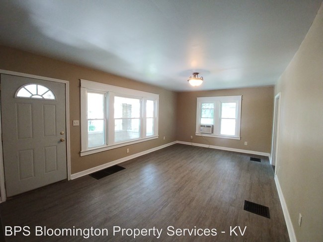 407 S Lincoln St in Bloomington, IN - Building Photo - Building Photo