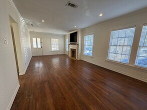 3817 Frazier Ave in Fort Worth, TX - Building Photo - Building Photo