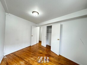 1001 Fulton St in Brooklyn, NY - Building Photo - Building Photo