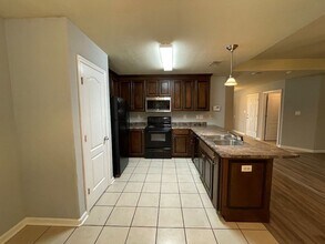 1758 Almond Tree Pl in Valdosta, GA - Building Photo - Building Photo