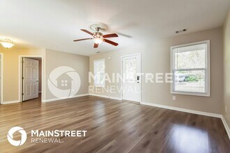 1179 Lake Dr in Jonesboro, GA - Building Photo - Building Photo