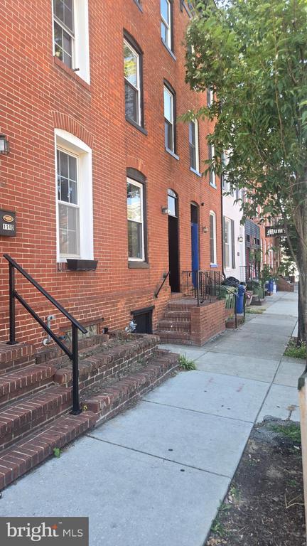 1138 S Hanover St in Baltimore, MD - Building Photo - Building Photo