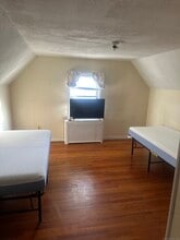 151 Warner St in Hamden, CT - Building Photo - Building Photo