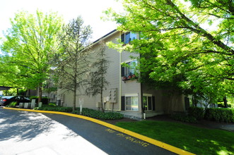 Arbors At Park Place in Kirkland, WA - Building Photo - Building Photo