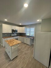 557 W Graisbury Ave, Unit House in Audubon, NJ - Building Photo - Building Photo