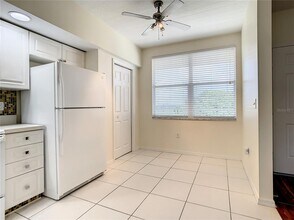 960 Starkey Rd in Largo, FL - Building Photo - Building Photo