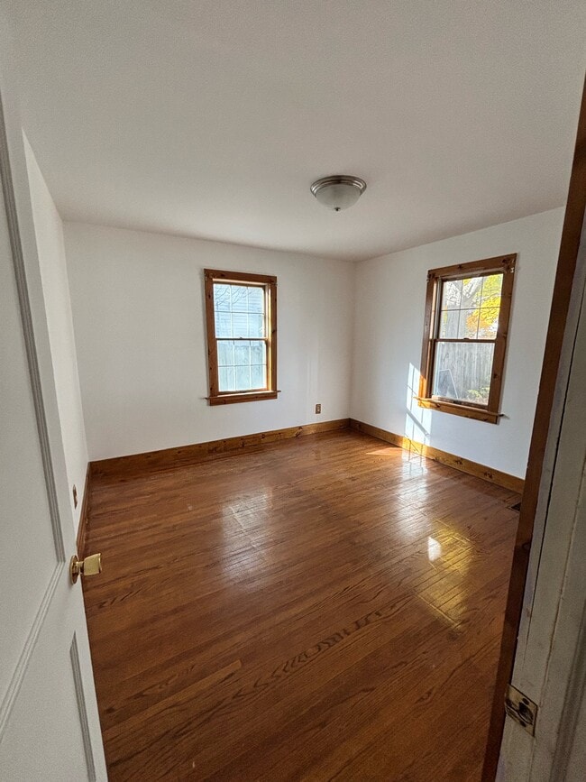 2311 Lawndale Ave in Rockford, IL - Building Photo - Building Photo