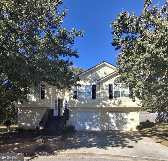 property at 2708 Field Spring Dr