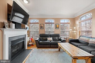 210 Cameron Station Blvd in Alexandria, VA - Building Photo - Building Photo