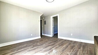 43-47 Willow St in Burlington, VT - Building Photo